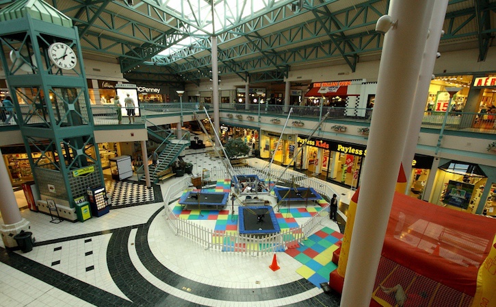 payless galleria mall