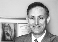 Aeropostale rehires its former CEO.jpg
