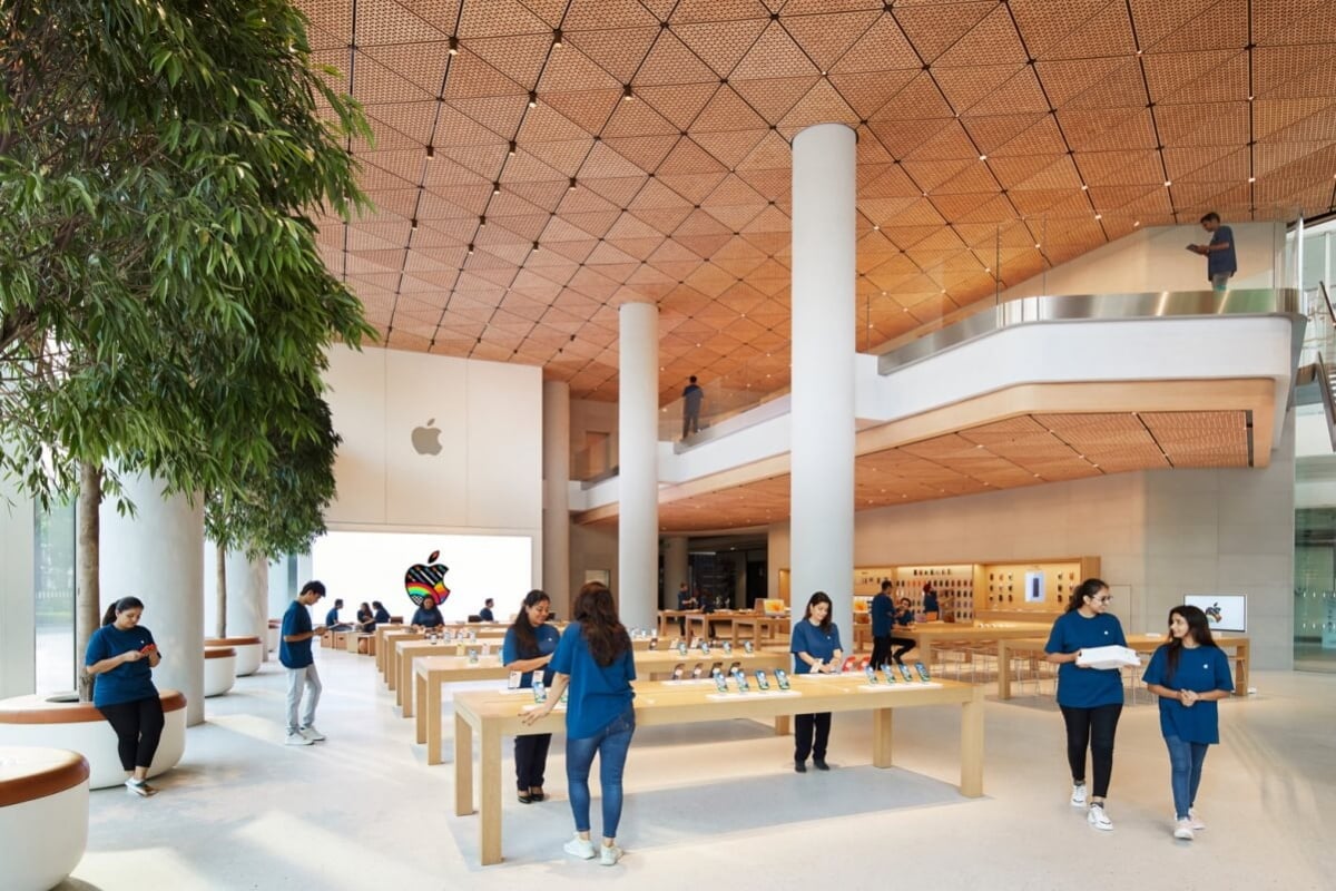 Apple-BKC-Mumbai-India-