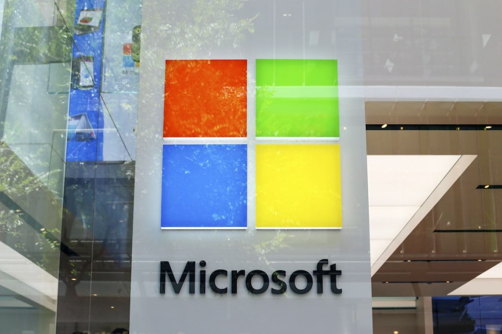 Microsoft Store - depositphotos.com