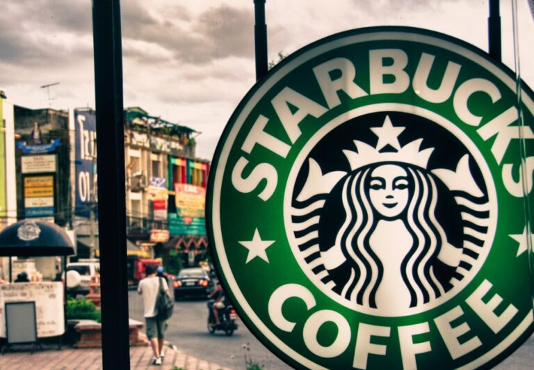 Target will deliver coffee from Starbucks November 29, 2022