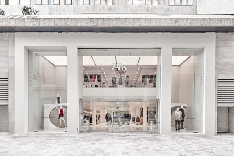 Zara opens innovative flagship store in Valencia December 5, 2022