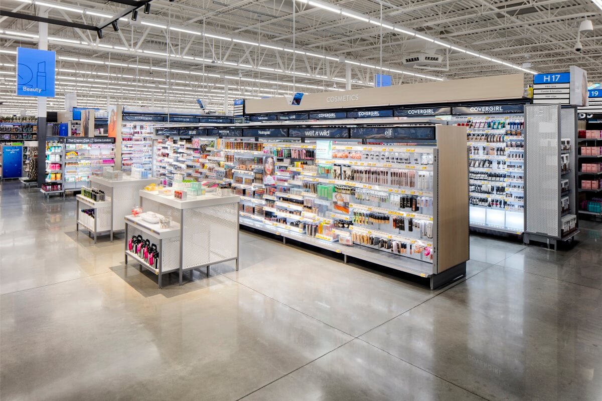 Walmart showed a prototype of an interactive store of the future