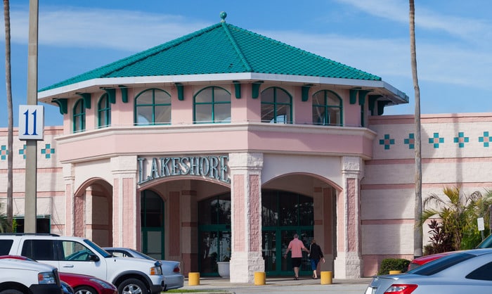 New leasing and management team set to boost retail at Lakeshore Mall.jpg