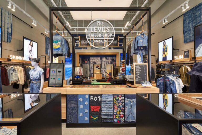 NewJeans is a new brand ambassador for Levi's March 7, 2023