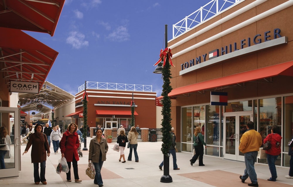Tommy hilfiger mall clearance