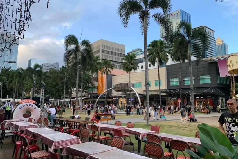 Bonifacio High Street