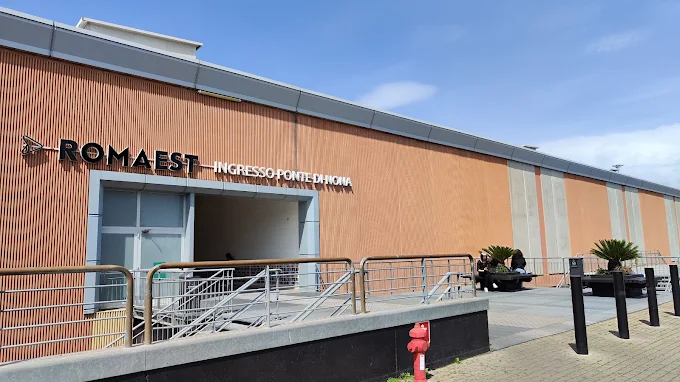 Centro Commerciale Roma Est