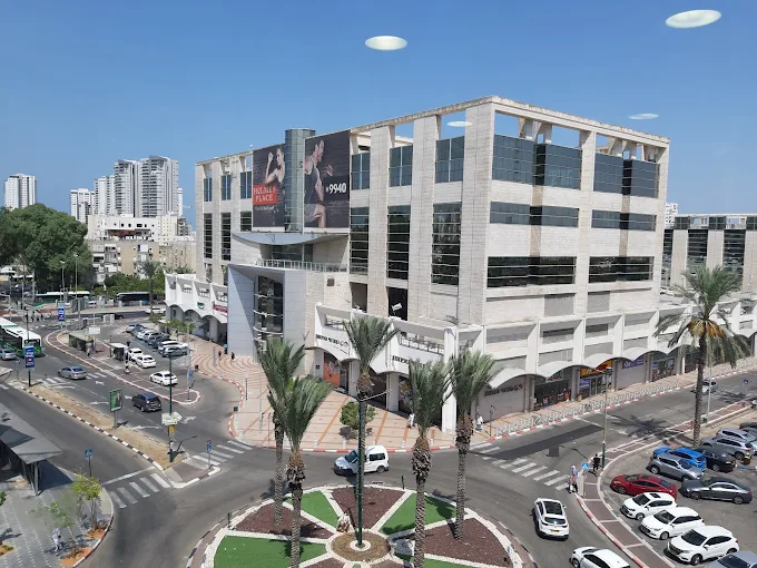 Kiryon Mall