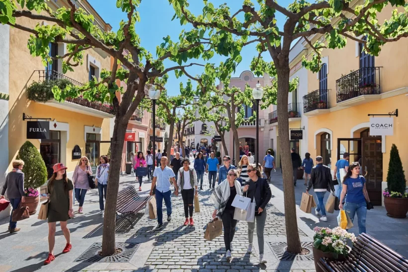 La Roca Village