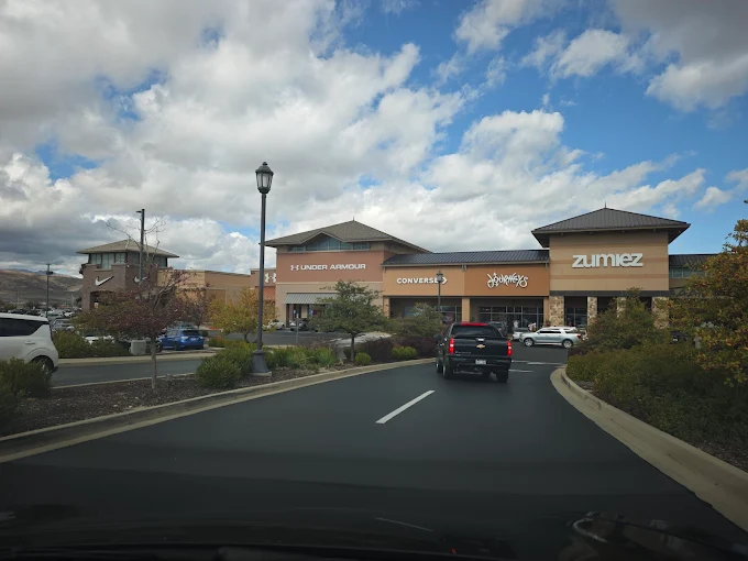 Outlets at Traverse Mountain