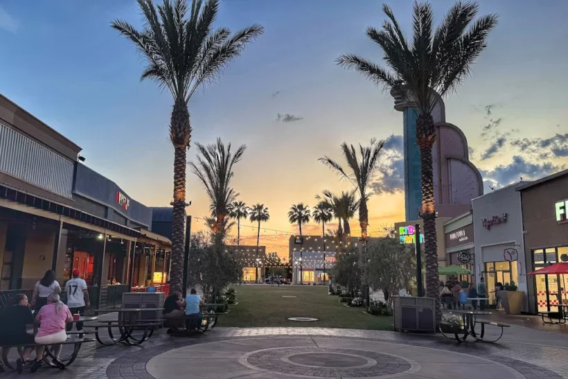 River Park Shopping Center