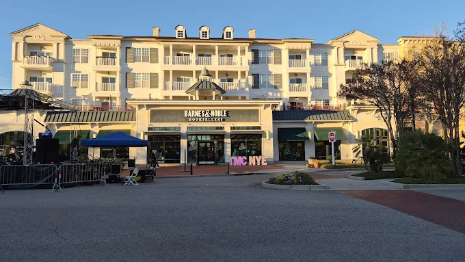 The Market Common