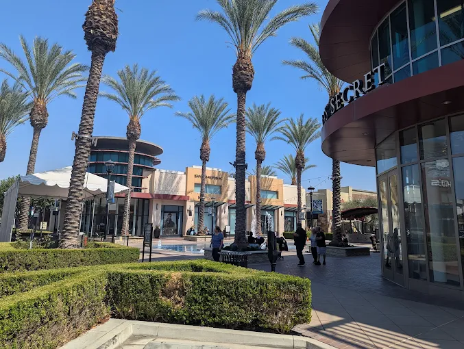 The Shoppes at Chino Hills