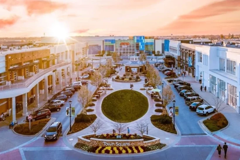 The Shops at Perry Crossing