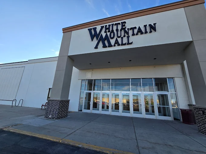 White Mountain Mall