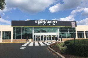 Neshaminy Mall