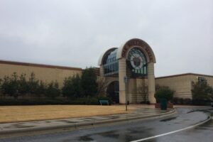 Oak Hollow Mall
