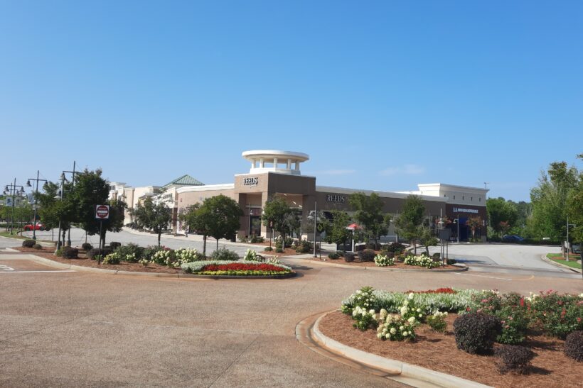 The Shoppes at River Crossing